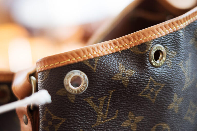 Louis Vuitton Noé How to Restore a Vintage LV Bag What's In My Purse
